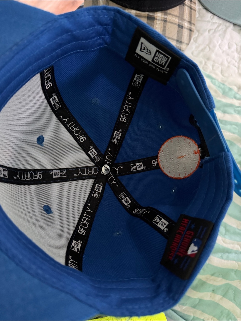 Hat lot, one size fits most - Picture 4 of 14